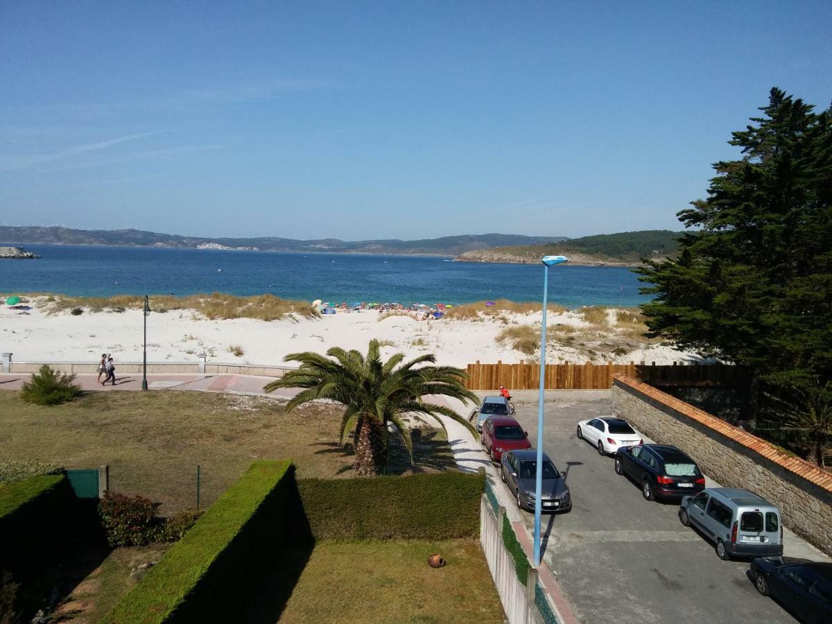 CHALET ATALAYA a pie de playa en Laxe Exterior foto